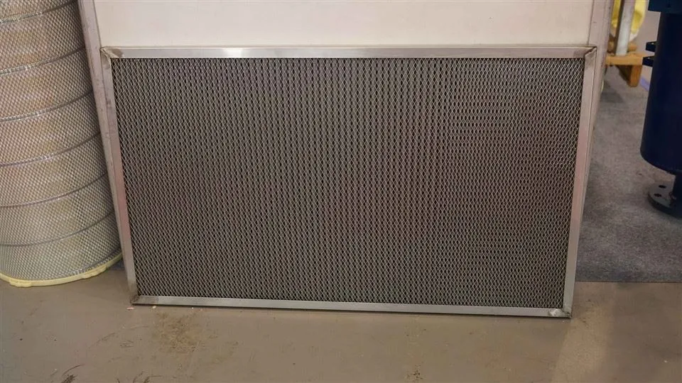 Filtre à air en aluminium lavable de maille d'acier inoxydable de pré-filtre de four