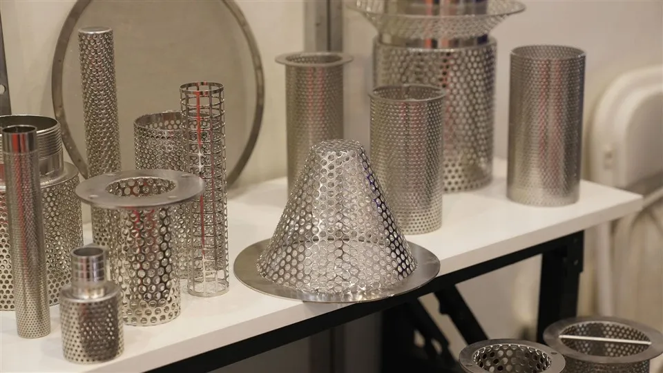 La cartouche filtrante à bride perforée en acier inoxydable